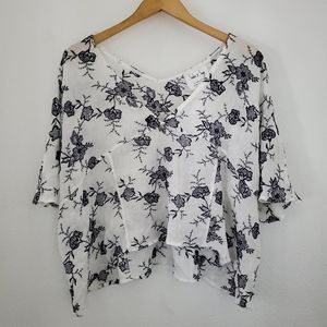 Sadie & Sade 3 for $25 Oversized cropped top